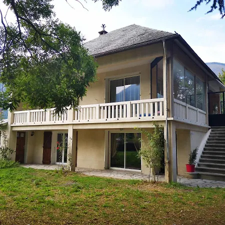 L'imprevu Lary Soulan 4*